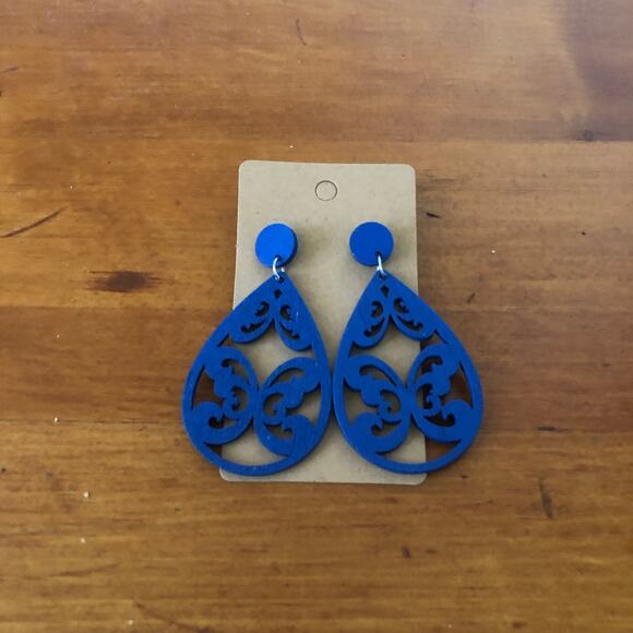 Bohemian Lightweight Wooden Filigree Laser Cut Tear Drop Dark Blue - Picture 1 of 6